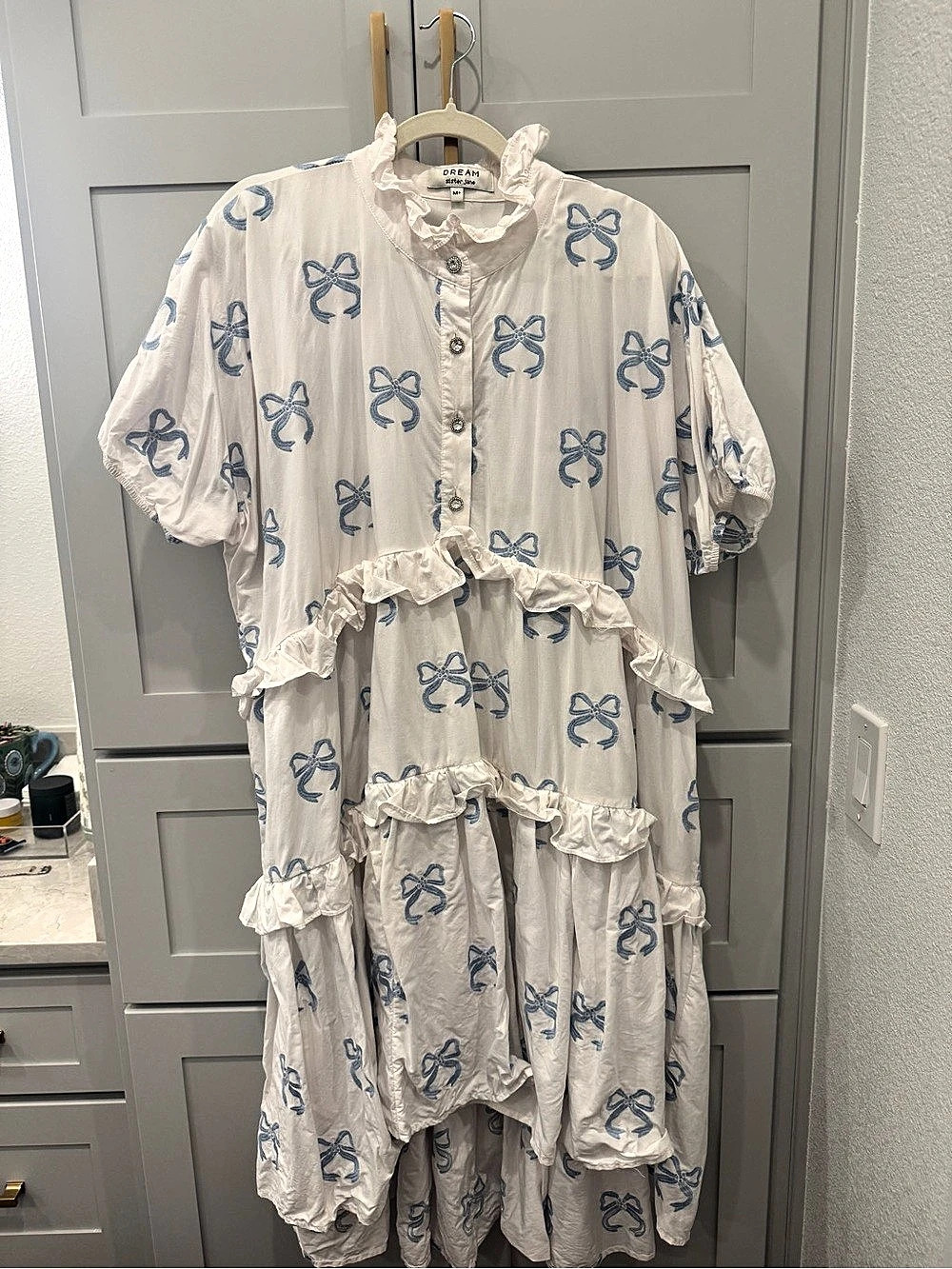 Dream Sister Jane Bow Print Ruffle Maxi Dress in White & Blue Size Medium Like